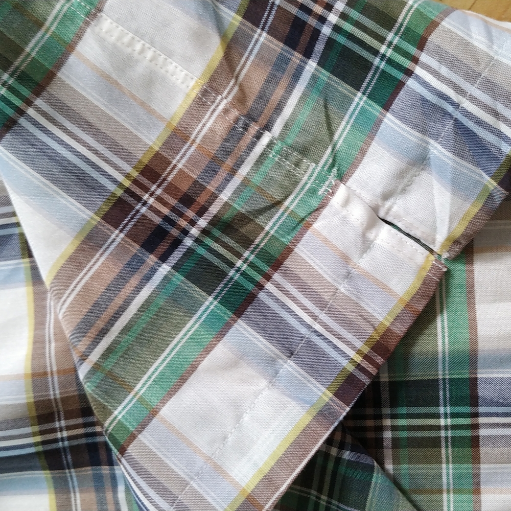 Daks Formal Shirt - Picture 9 of 9